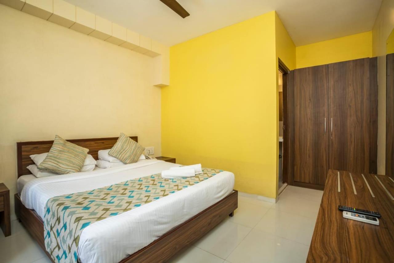 Holiday Goa Otel Arpora Dış mekan fotoğraf